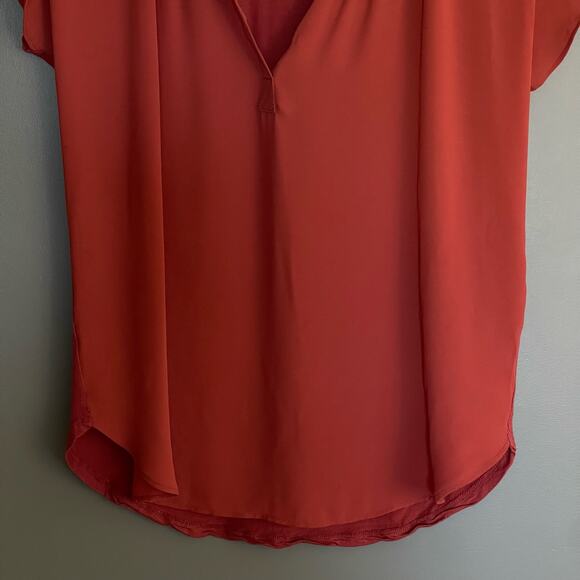 LOFT Split Neck Shirred Flutter Tee Top Size Small Lightweight Mixed Media Shell - Picture 6 of 11